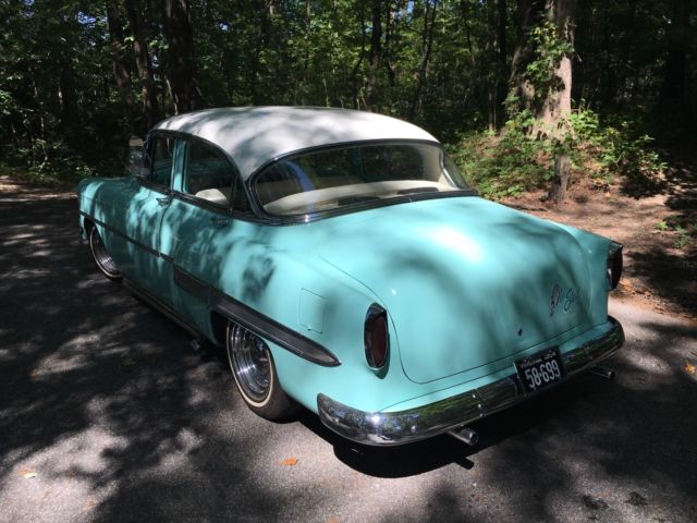 1954 Green Chevrolet Bel Air/150/210 Sedan