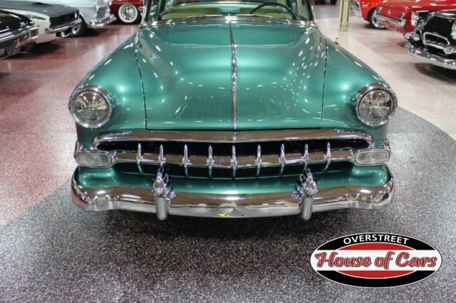 1954 Green Chevrolet Bel Air/150/210 Coupe