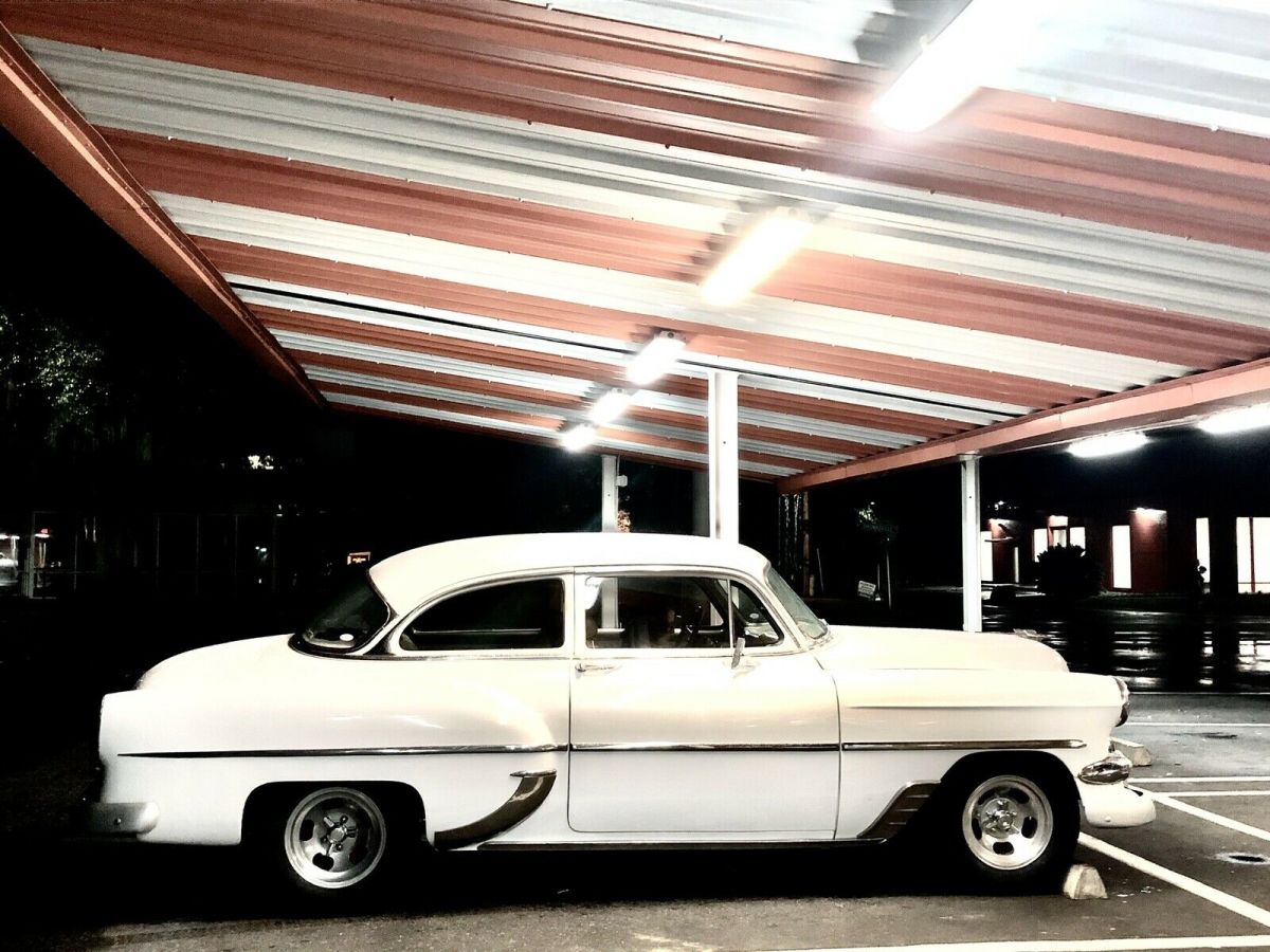 1954 White Chevrolet Bel Air Coupe