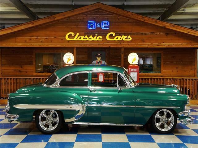 1954 Green Chevrolet Bel Air/150/210 --
