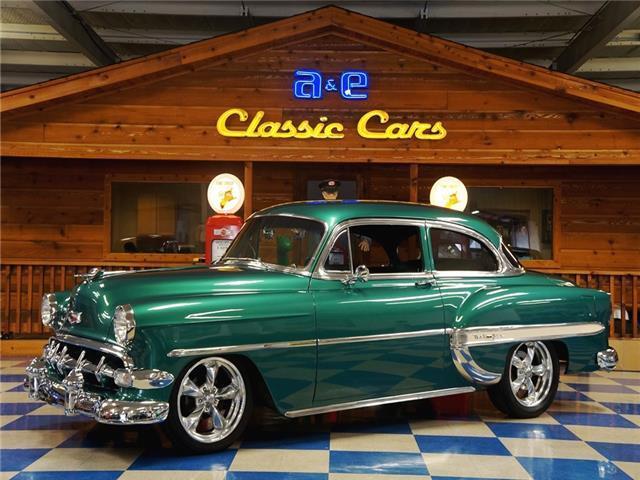 1954 Green Chevrolet Bel Air/150/210 --