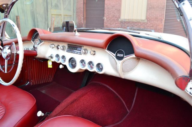 1954 Polo White Chevrolet Corvette Convertible