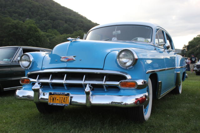 1954 Blue Chevrolet Bel Air/150/210 Sedan