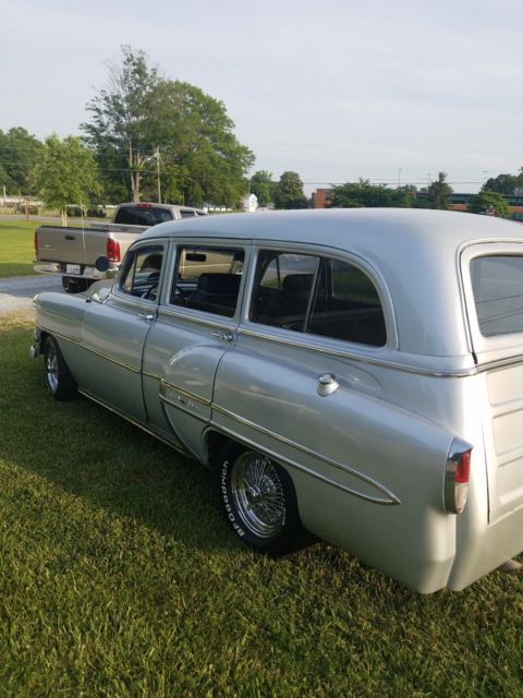 1954 Silver Chevrolet Bel Air/150/210 wagon