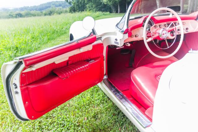 1954 Polo White Chevrolet Corvette Convertible