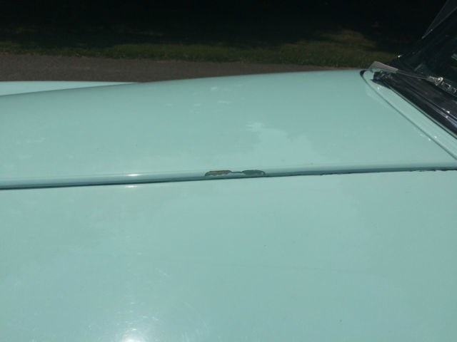 19540000 Lt. Green & White Chevrolet Bel Air/150/210 Coupe