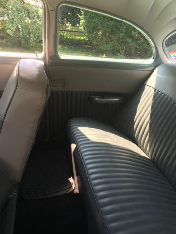 1954 Lt. Green & White Chevrolet Bel Air/150/210 Coupe