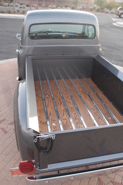 1954 Silver Metallic Mist Ford F-100 Pick up