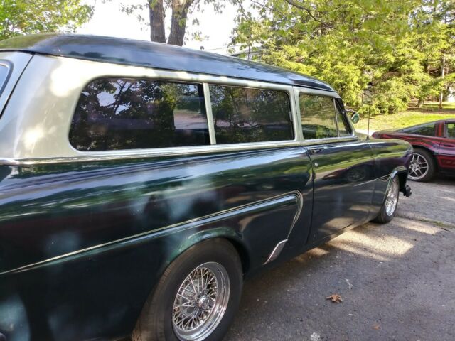 1954 Green Ford Wagon