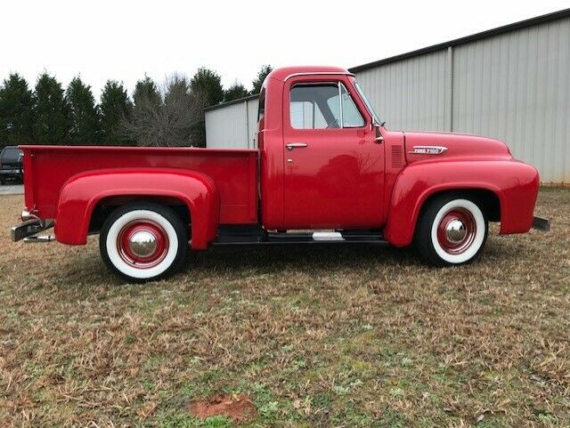 1954 Red Ford F-100