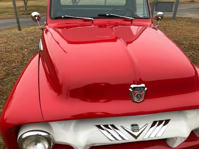 1954 Red Ford F-100