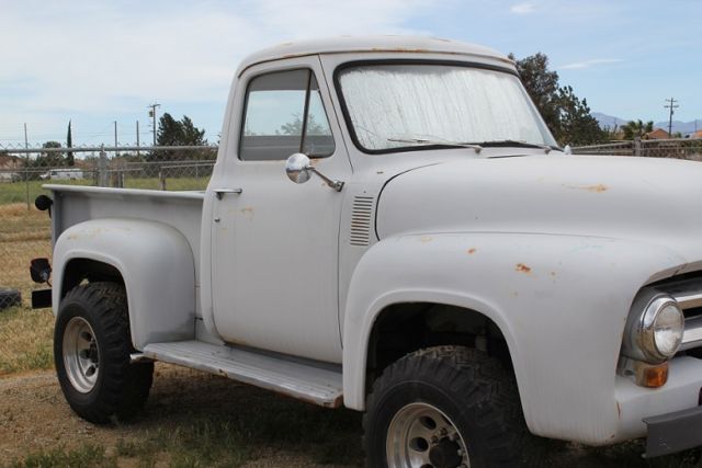 1954 Ford F-100 Standard Cab Pickup