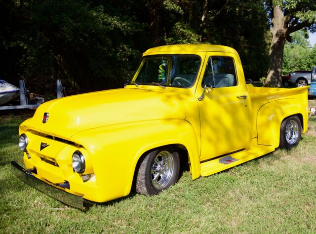1954 Yellow Ford F-100