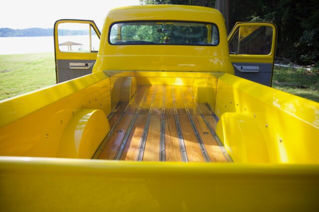 1954 Yellow Ford F-100