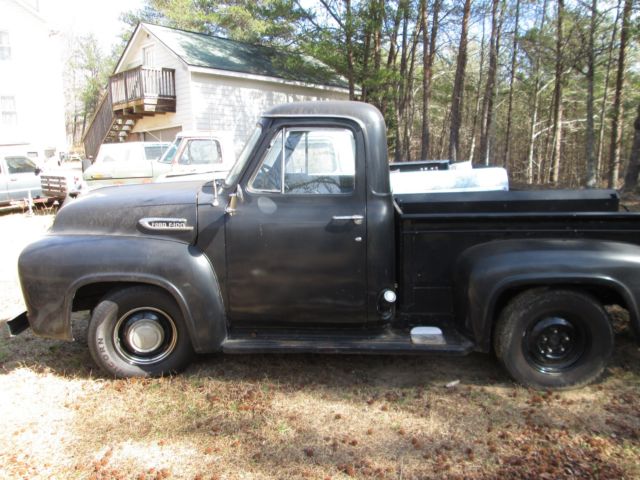 1954 Black Ford F-100