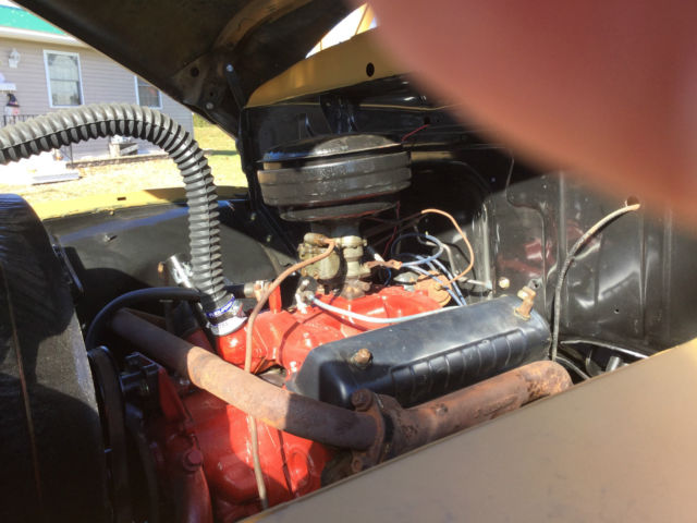 1954 Gold Ford F-100 pickup