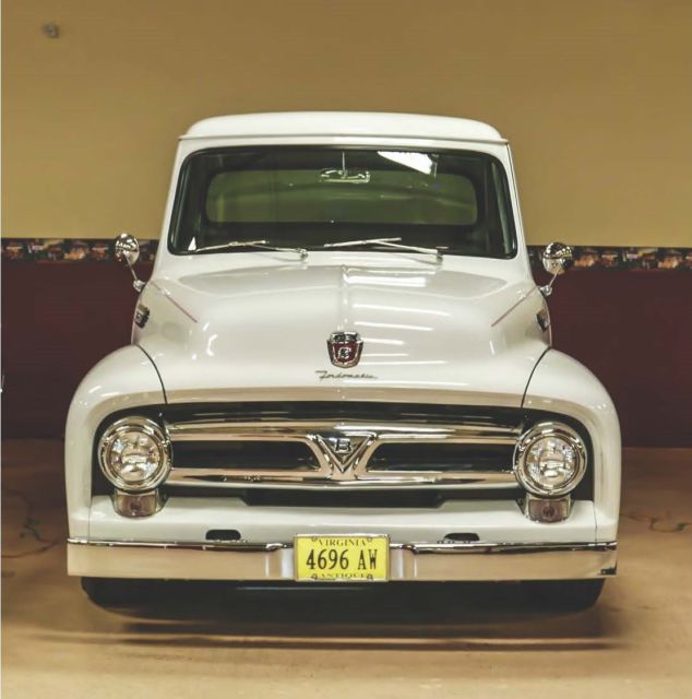 1954 White Ford F-100 Standard Cab Pickup