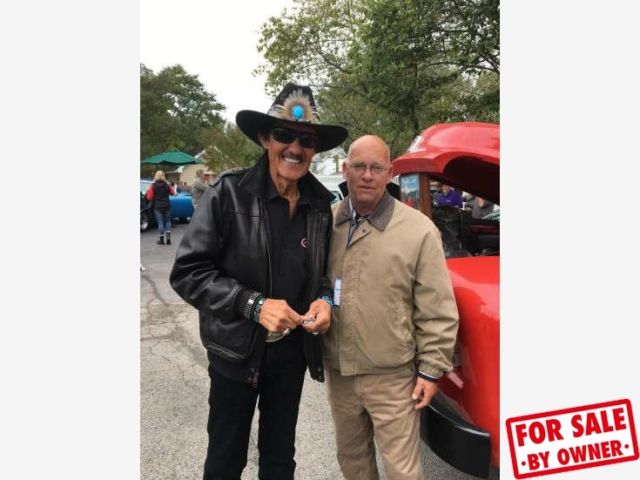 1954 Red Ford F750 Pickup Truck