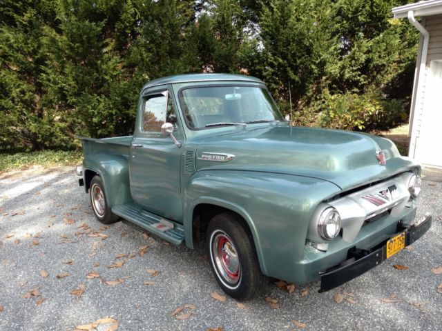 1954 Green Ford F-100 Standard Cab Pickup
