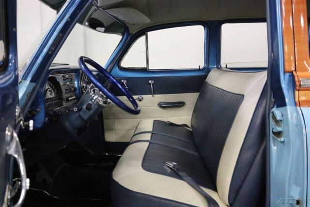 1954 Blue Pontiac Chieftain