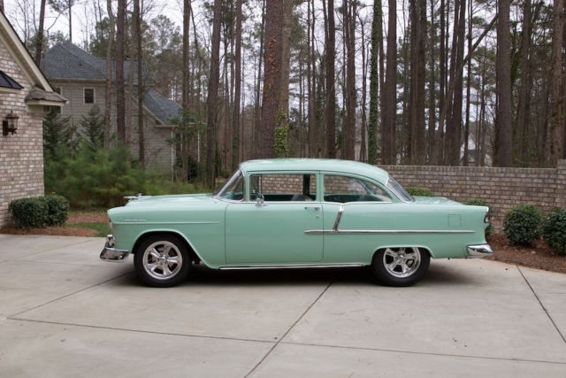 1955 Sea Mist Green Chevrolet Bel Air/150/210 Sedan