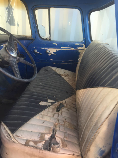1955 turquoise Chevrolet Bel Air/150/210