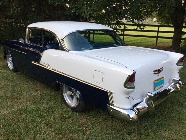 1955 blue/white Chevrolet Bel Air/150/210 Sedan