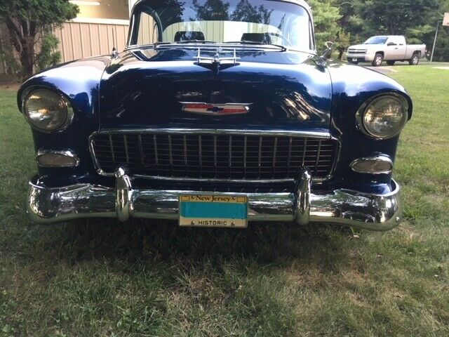 1955 blue/white Chevrolet Bel Air/150/210 Sedan