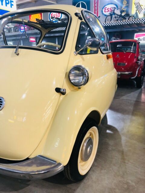 1955 Beige BMW Isetta