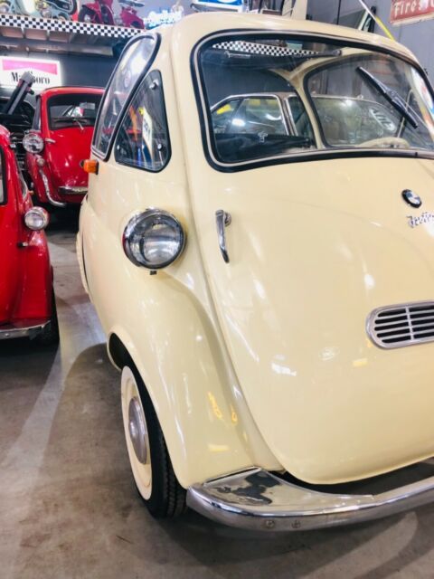 1955 Beige BMW Isetta