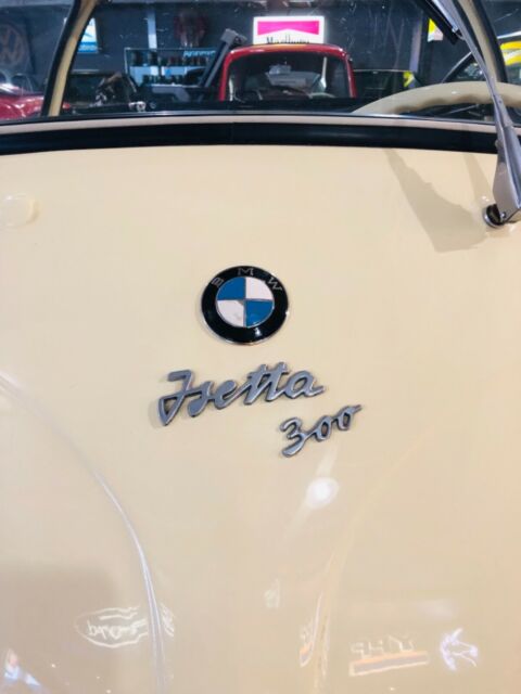 1955 Beige BMW Isetta