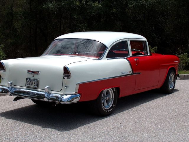 1955 RED / WHITE Chevrolet Bel Air/150/210 2 DOOR POST COUPE