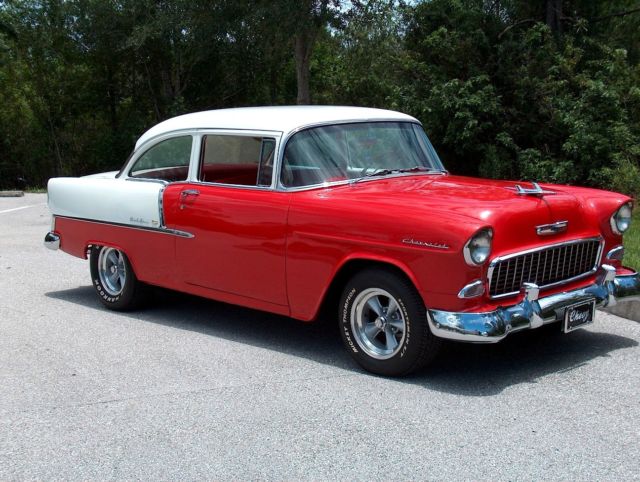 1955 RED / WHITE Chevrolet Bel Air/150/210 2 DOOR POST COUPE