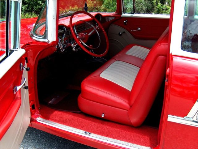 1955 RED / WHITE Chevrolet Bel Air/150/210 2 DOOR POST COUPE