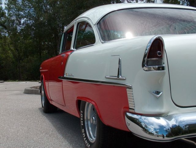1955 RED / WHITE Chevrolet Bel Air/150/210 2 DOOR POST COUPE