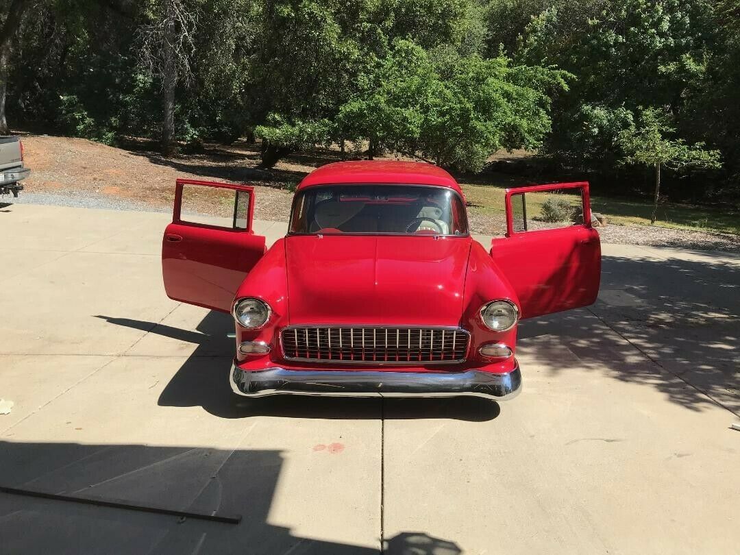 1955 Red Ford Mustang Wagon