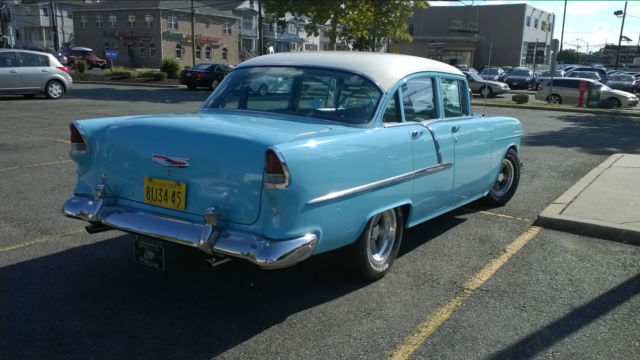 1955 White/Gray Chevrolet Bel Air/150/210 Sedan