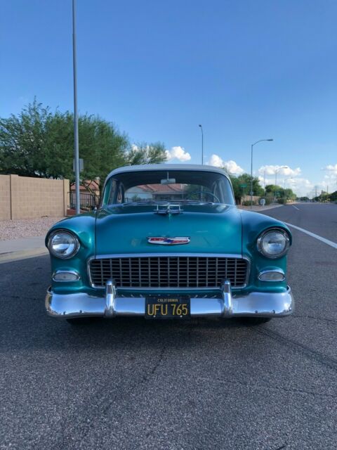 1955 Green Chevrolet Bel Air/150/210 Sedan