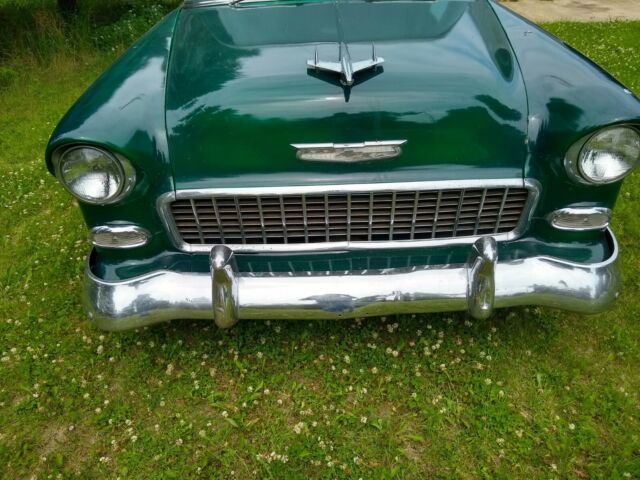 1955 Green Chevrolet Bel Air/150/210 Sedan
