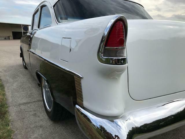 1955 Black/White Chevrolet Bel Air/150/210 Coupe