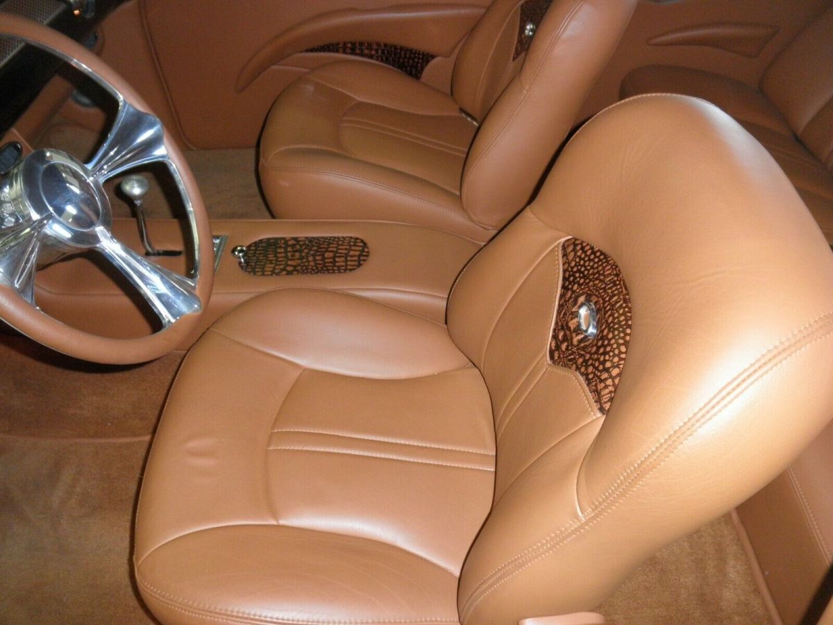 1955 Black/White Chevrolet Bel Air/150/210 Coupe