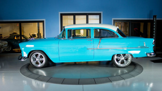 1955 -- Chevrolet Bel Air/150/210 Hardtop