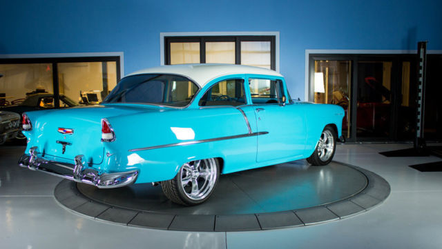 1955 -- Chevrolet Bel Air/150/210 Hardtop