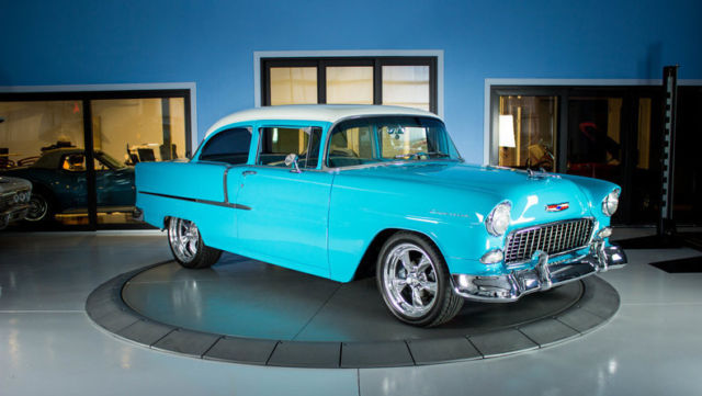 1955 -- Chevrolet Bel Air/150/210 Hardtop