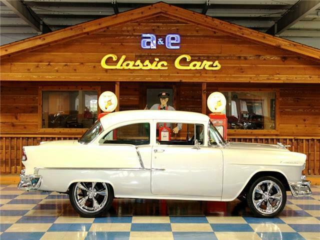 1955 Silver Chevrolet Bel Air/150/210 --