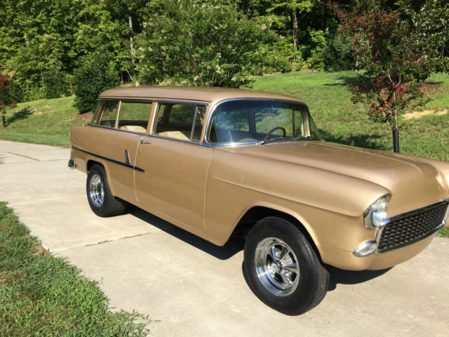 1955 Gold Chevrolet Bel Air/150/210 Wagon