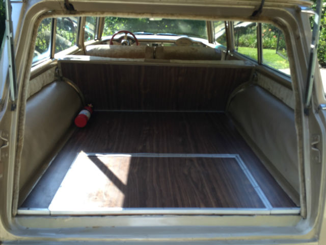 1955 Gold Chevrolet Bel Air/150/210 Wagon