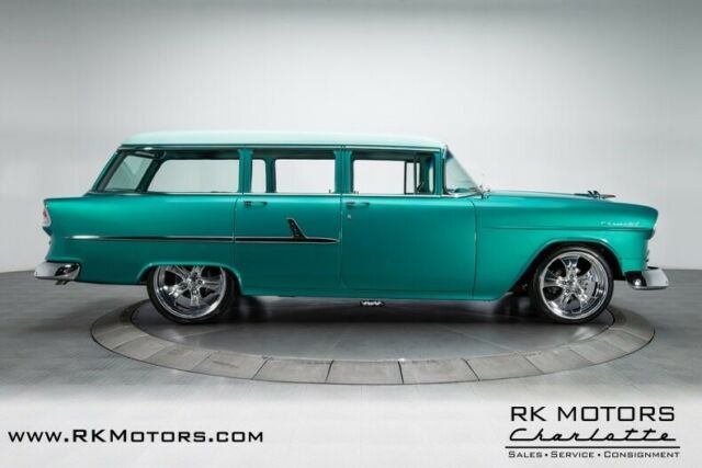 1955 Turquoise Chevrolet Bel Air/150/210 Station Wagon