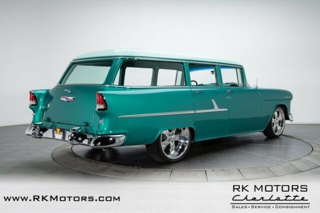 1955 Turquoise Chevrolet Bel Air/150/210 Station Wagon