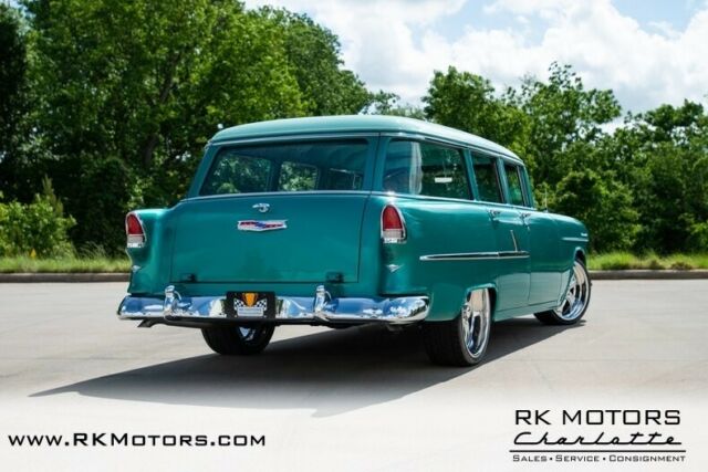 1955 Turquoise Chevrolet Bel Air/150/210 Station Wagon